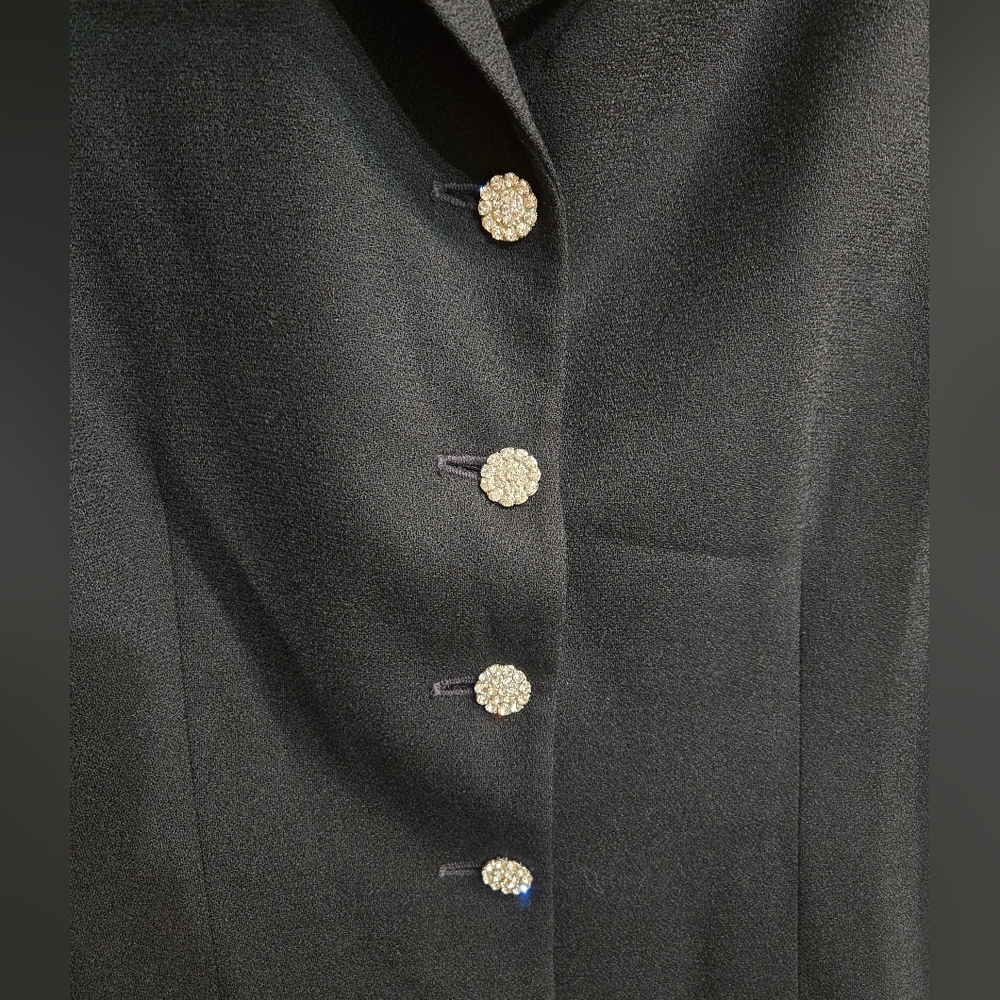 Tahari 100%Wool Womens Blazer Black Four Button Blazer Size 12 Work Business - Picture 3 of 11